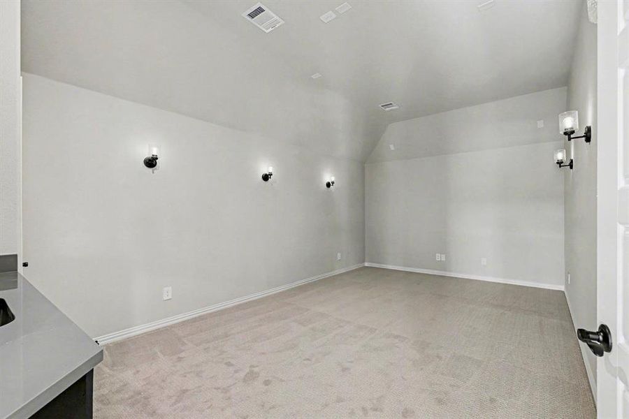 Spacious, unfurnished interior of a new home in Malabar Hill, Prosper (Image 27). Spacious, unfurnished interior of a new home in Malabar Hill, Prosper (Image 27).