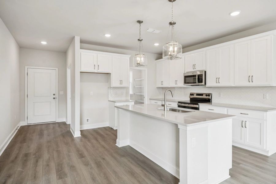 Furnished interior view inside a new home in Ascent at Arbor Ridge, La Vergne (Image 9). Furnished interior view inside a new home in Ascent at Arbor Ridge, La Vergne (Image 9).
