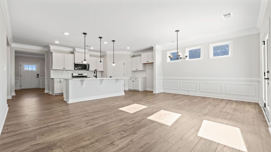 Spacious, unfurnished interior of a new home in The Villas at Pine Valley, Boiling Springs (Image 17).