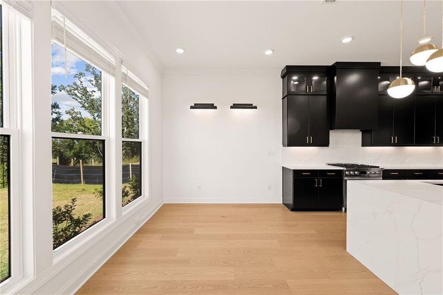 Image 70 of a home in .