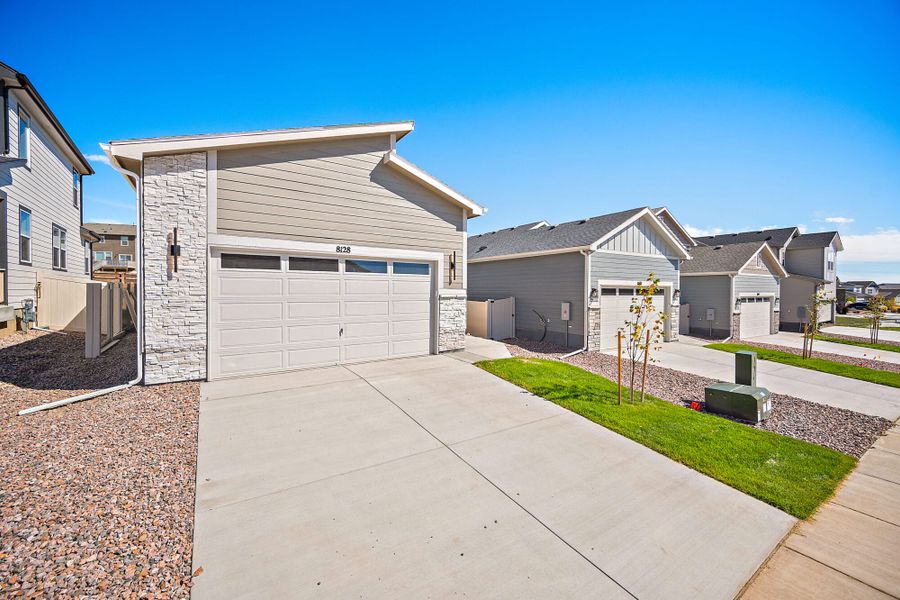 Exterior details and patio area of a home in Trails at Aspen Ridge-3, Colorado Springs (Image 4).