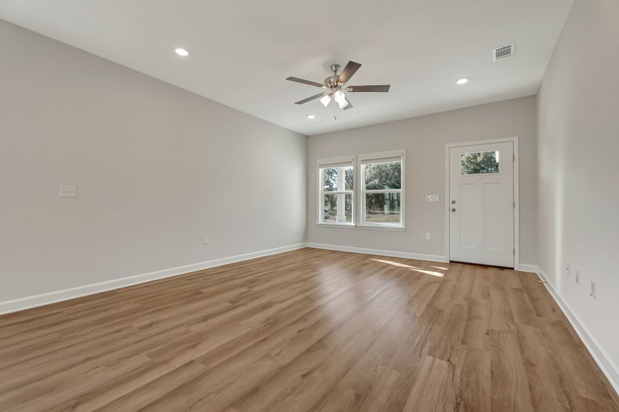 Spacious, unfurnished interior of a new home in McCarthy Estates, Defuniak Springs (Image 31). Spacious, unfurnished interior of a new home in McCarthy Estates, Defuniak Springs (Image 31).