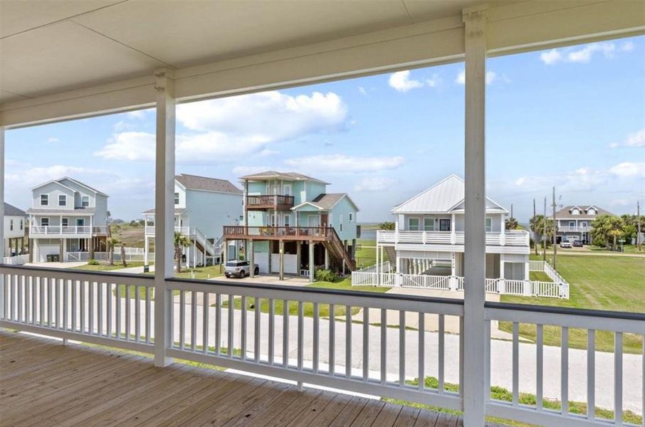 Exterior details and patio area of a home in , Galveston (Image 20).