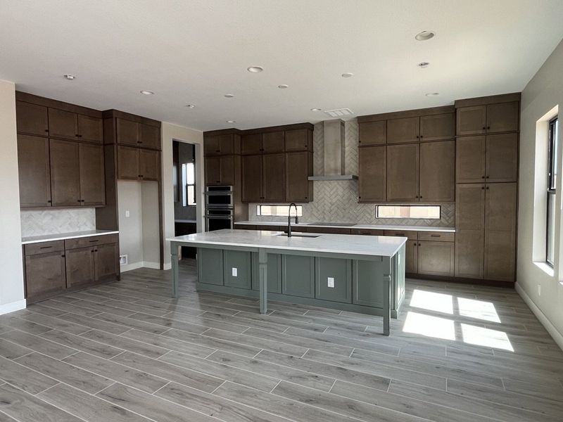 Image 12 of a home in 33 North.