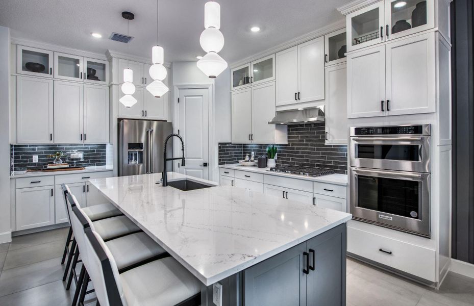 Builder Model Pictured Builder Model Pictured