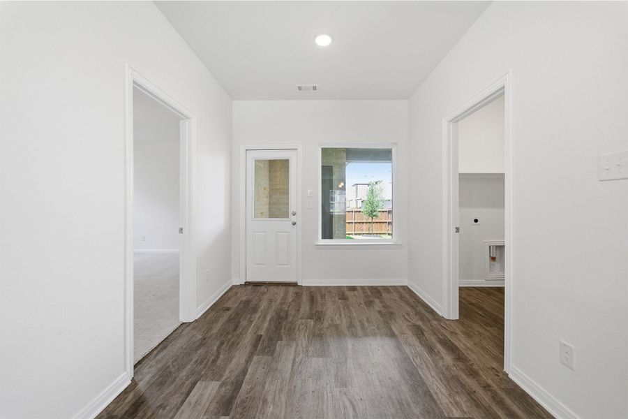 Spacious, unfurnished interior of a new home in La Terra, Celina (Image 23). Spacious, unfurnished interior of a new home in La Terra, Celina (Image 23).