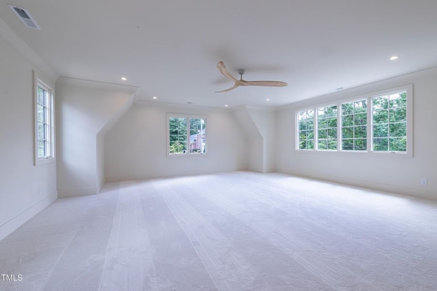 2E6A3247-HDR 2E6A3247-HDR