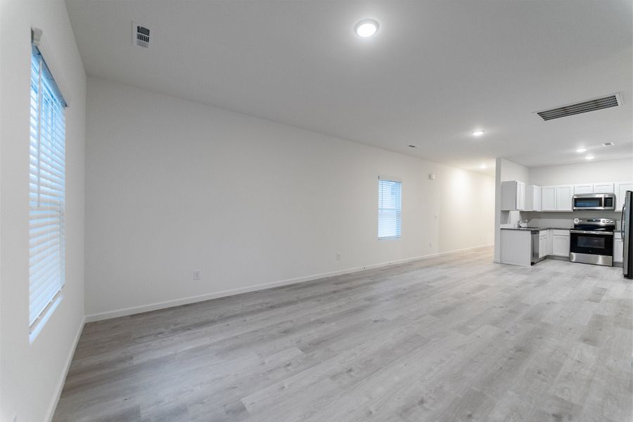 Spacious, unfurnished interior of a new home in Stonehenge, Manchester (Image 14). Spacious, unfurnished interior of a new home in Stonehenge, Manchester (Image 14).