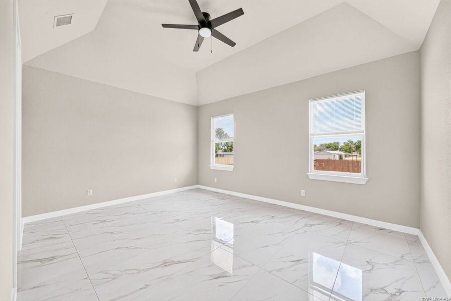 Spacious, unfurnished interior of a new home in , Somerset (Image 35).