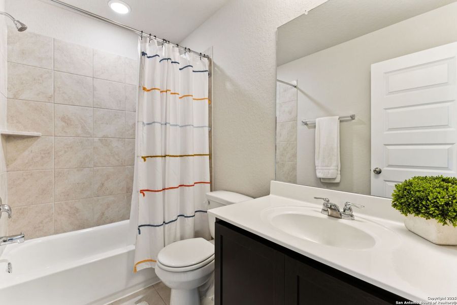 Image 18 of a home in Ventana.