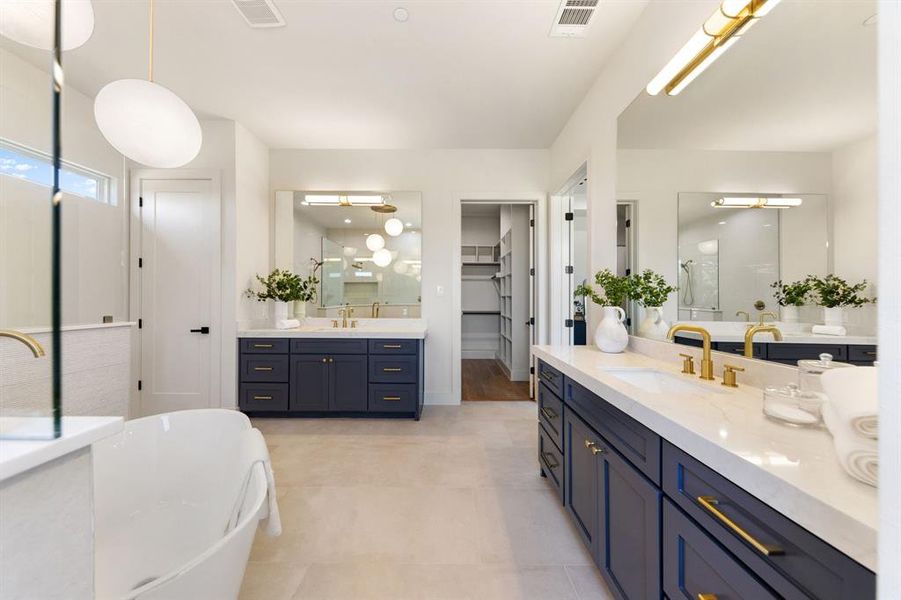 Furnished interior view inside a new home in , Red Oak (Image 15).