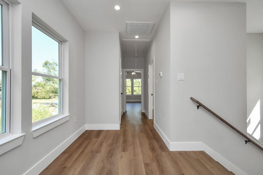 Spacious, unfurnished interior of a new home in , Houston (Image 19).