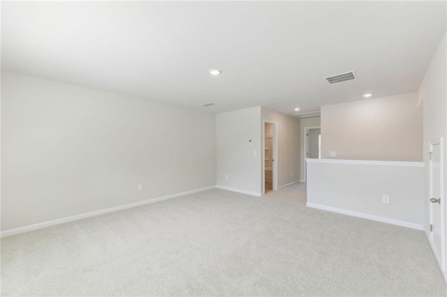 Spacious, unfurnished interior of a new home in Parkside at Grayson, Grayson (Image 22).