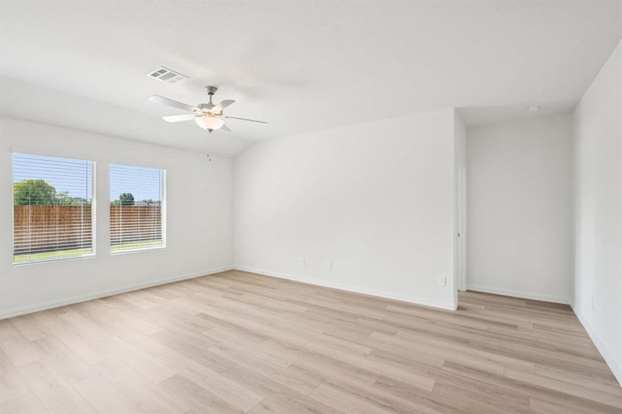 Photo is not of the actual home, but is an inspirational photo of builder’s model home and may depict options, furnishings, and/or decorator features that are not included.