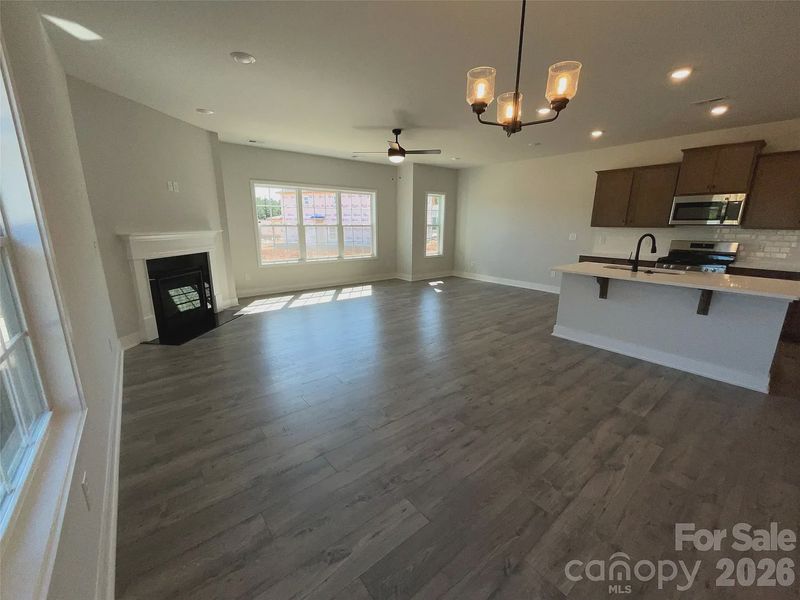 Spacious, unfurnished interior of a new home in Pine Trace, Gastonia (Image 13).