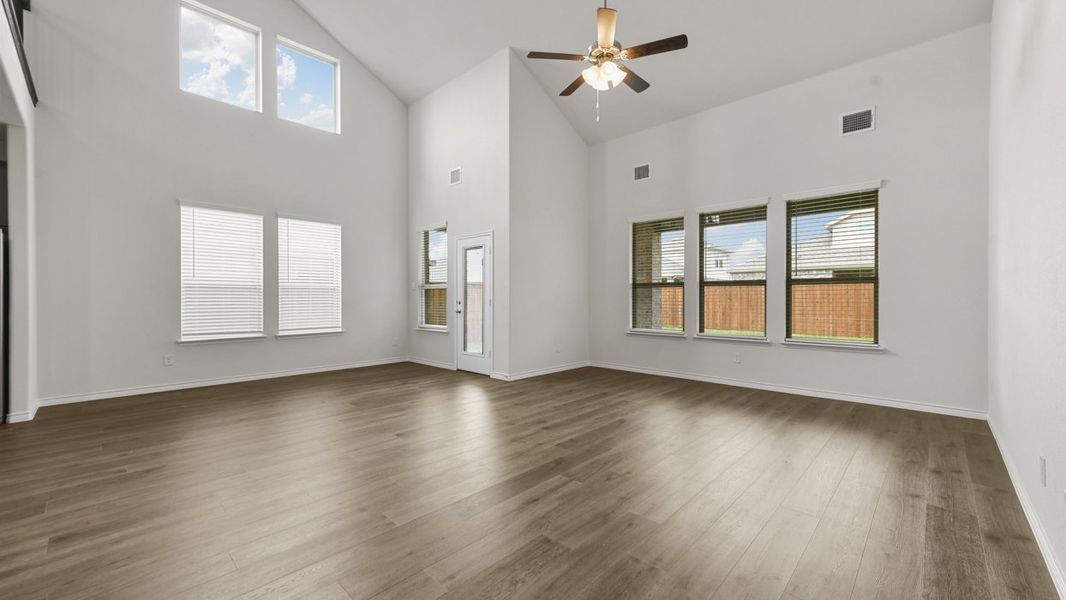 Spacious, unfurnished interior of a new home in Windchime, Celina (Image 5). Spacious, unfurnished interior of a new home in Windchime, Celina (Image 5).