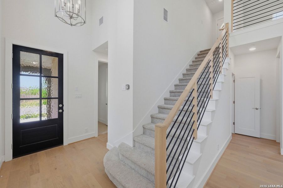 Spacious, unfurnished interior of a new home in Davis Ranch, San Antonio (Image 20). Spacious, unfurnished interior of a new home in Davis Ranch, San Antonio (Image 20).