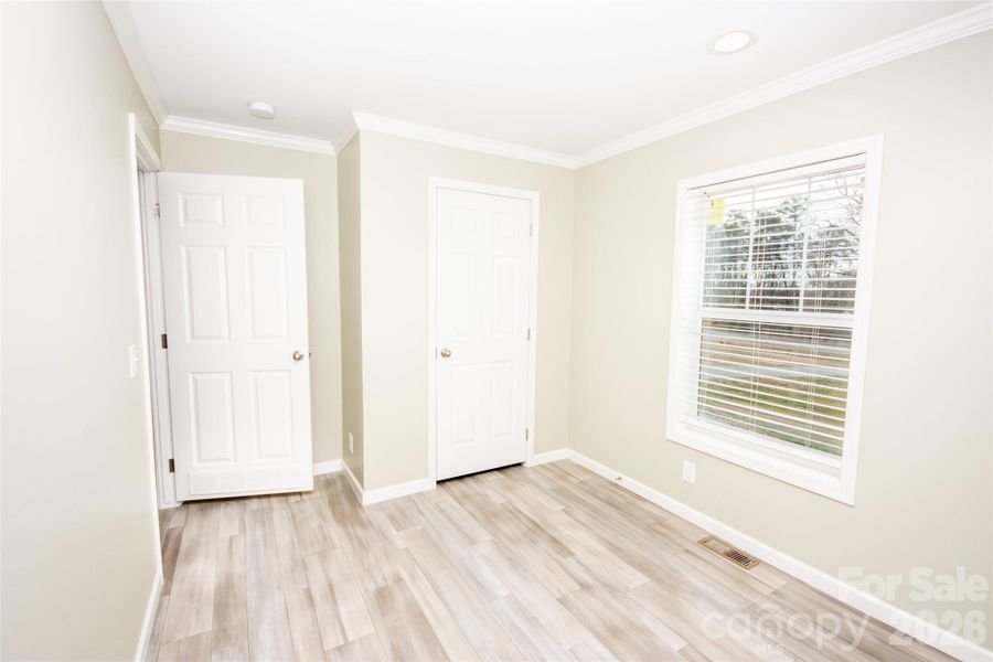 Spacious, unfurnished interior of a new home in , Hamptonville (Image 20).