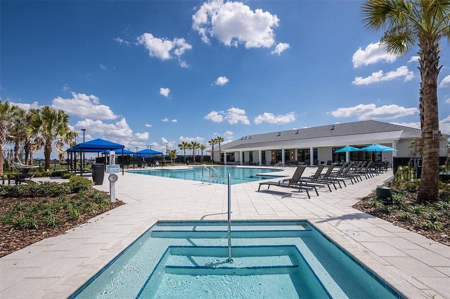Community amenities in Woodland Preserve, Parrish (Image 80).