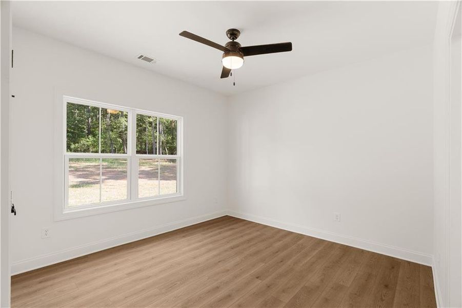 Spacious, unfurnished interior of a new home in , Cartersville (Image 17).