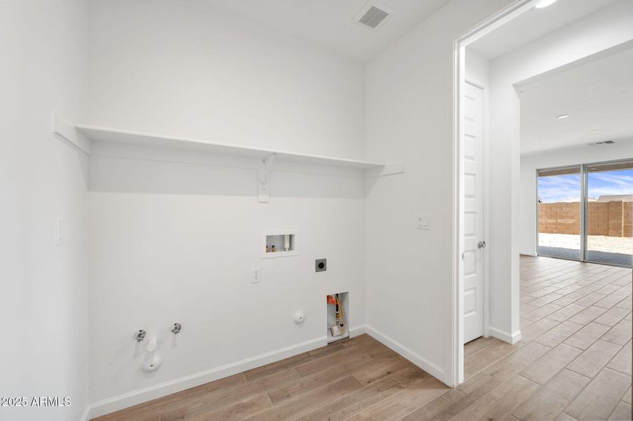 28-Laundry-Room 28-Laundry-Room