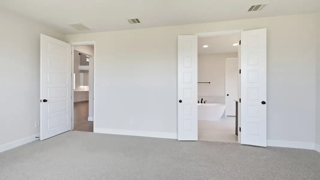 Spacious, unfurnished interior of a new home in Ramble, Celina (Image 21).