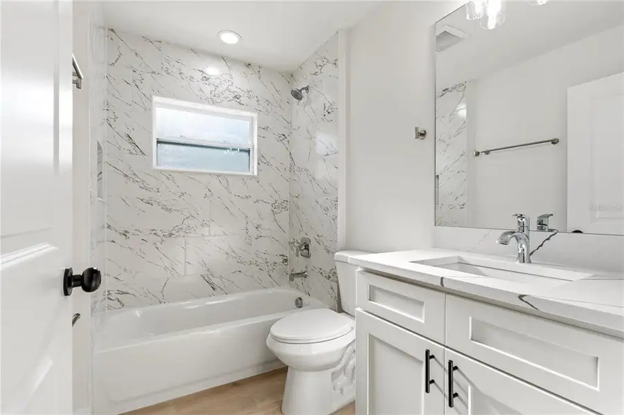 Furnished interior view inside a new home in , Weeki Wachee (Image 12).