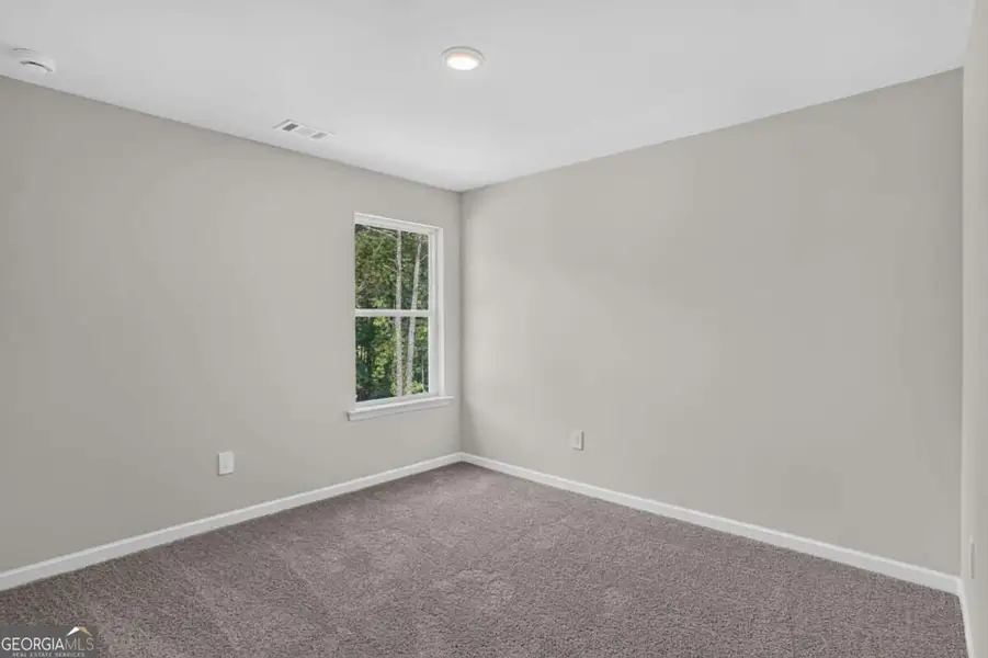 Spacious, unfurnished interior of a new home in Austin Ridge, Commerce (Image 32).