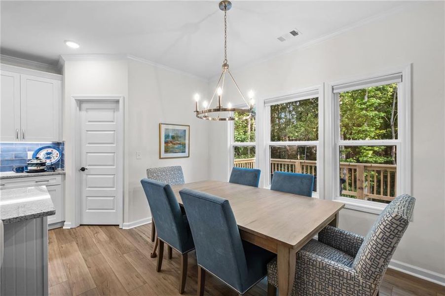 Furnished interior view inside a new home in , Waleska (Image 19).