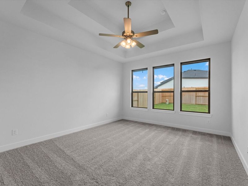 Spacious, unfurnished interior of a new home in Jordan Ranch, Fulshear (Image 11). Spacious, unfurnished interior of a new home in Jordan Ranch, Fulshear (Image 11).