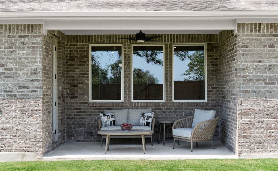 Representative exterior details of a home built from the Winchester by Ashton Woods in Willow Springs, Buda (Image 3). Representative exterior details of a home built from the Winchester by Ashton Woods in Willow Springs, Buda (Image 3).