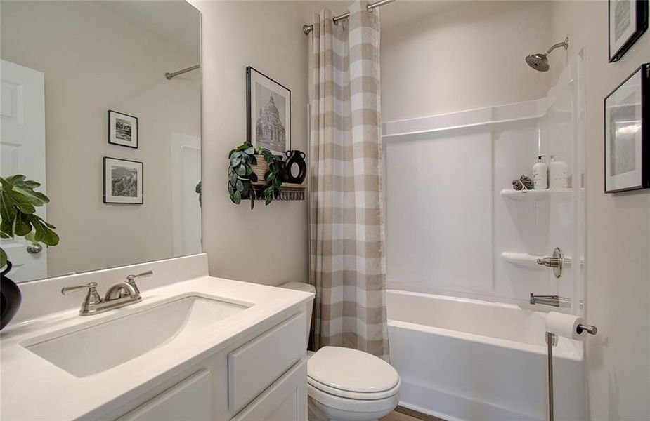 Furnished interior view inside a new home in Crofton Place Enclave, Snellville (Image 12).