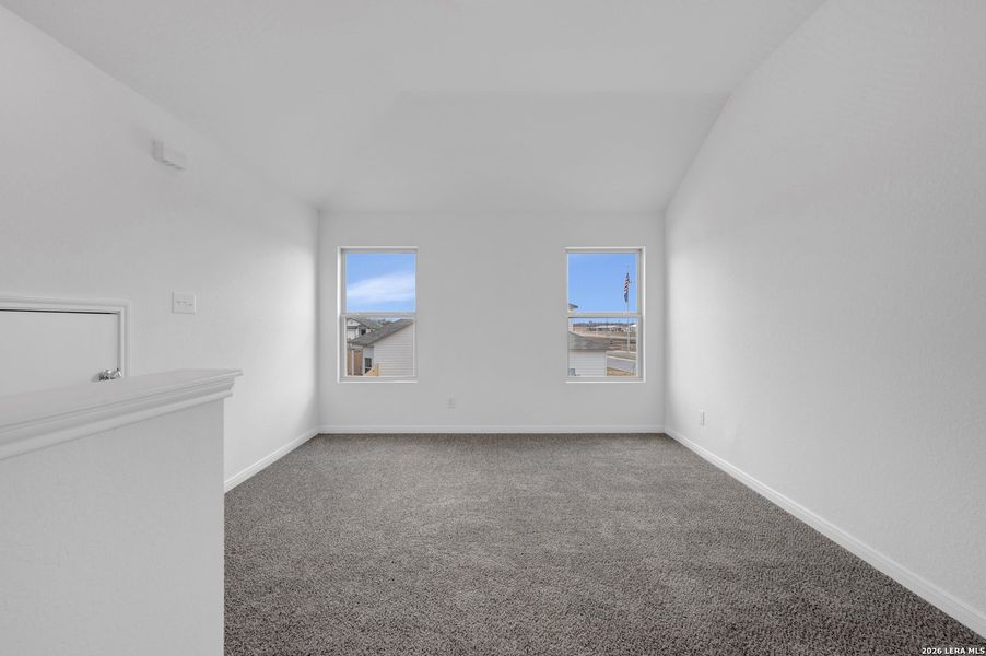 Spacious, unfurnished interior of a new home in Greenspoint Heights, Seguin (Image 43).
