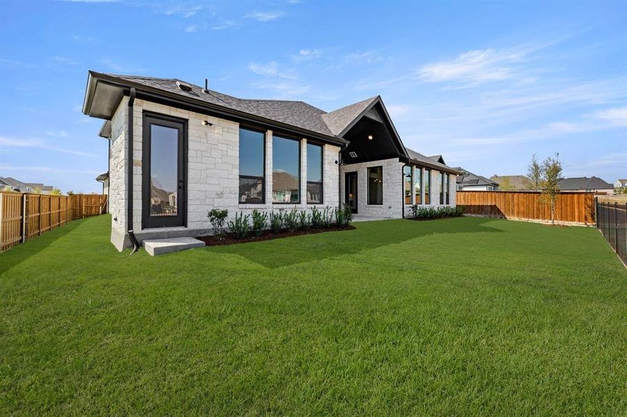 2269 Rolling Oaks-Back-1 2269 Rolling Oaks-Back-1