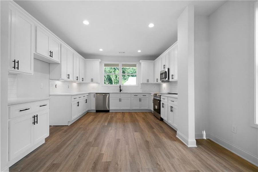 Furnished interior view inside a new home in , Dallas (Image 5).