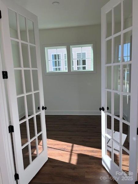 Walkway to detached garage