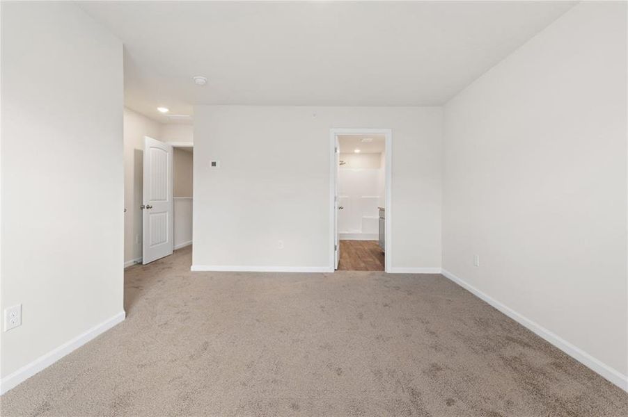 Spacious, unfurnished interior of a new home in Carolina, Palmetto (Image 14). Spacious, unfurnished interior of a new home in Carolina, Palmetto (Image 14).