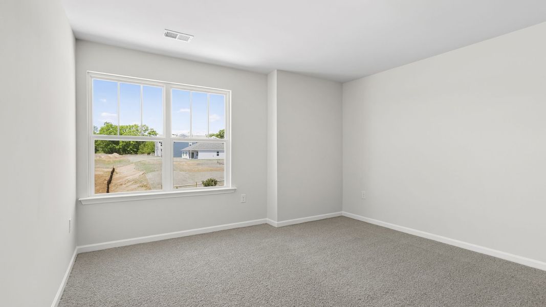 Spacious, unfurnished interior of a new home in Benjamin's Grove, Woodruff (Image 25).