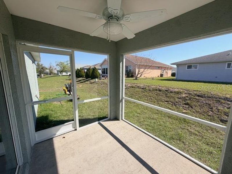 Exterior details and patio area of a home in , Floral City (Image 18).