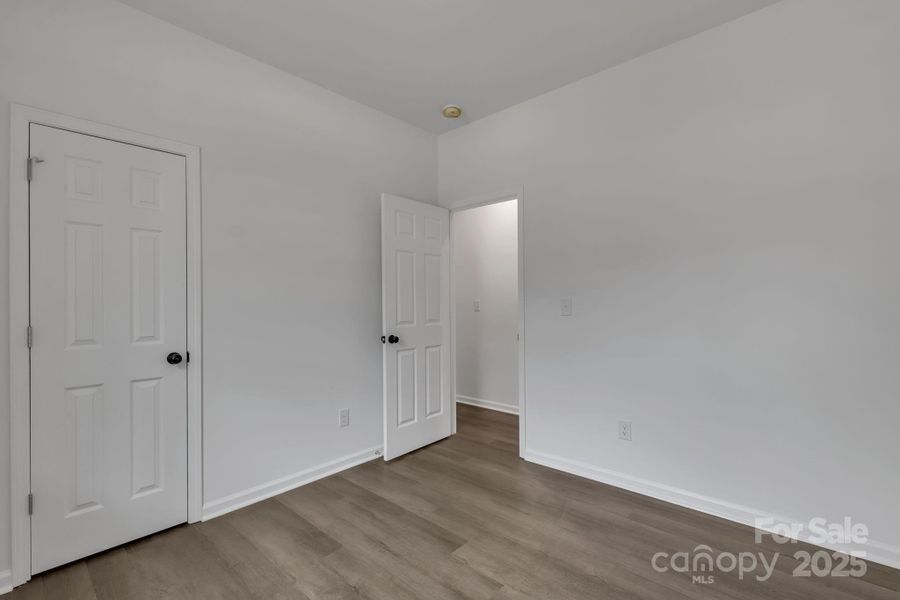 Spacious, unfurnished interior of a new home in , Shelby (Image 33).