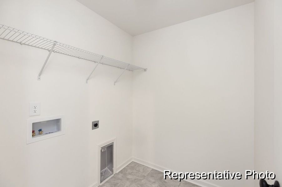 Spacious, unfurnished interior of a new home in Village Heights TH, Greensboro (Image 12).