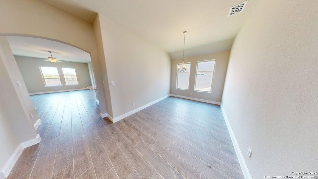 Spacious, unfurnished interior of a new home in The Parklands, Schertz (Image 5). Spacious, unfurnished interior of a new home in The Parklands, Schertz (Image 5).