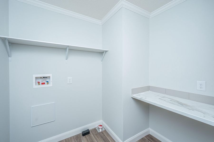 Spacious, unfurnished interior of a new home in , Summerville (Image 20).