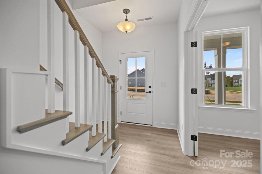 Image 38 of a home in Lakeside Glen. Image 38 of a home in Lakeside Glen.