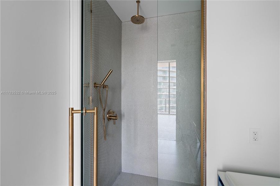 Image 30 of a home in Mr. C Residences.