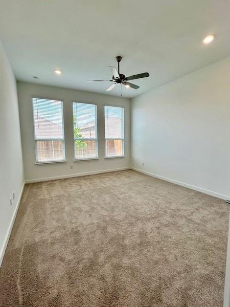 Spacious gameroom