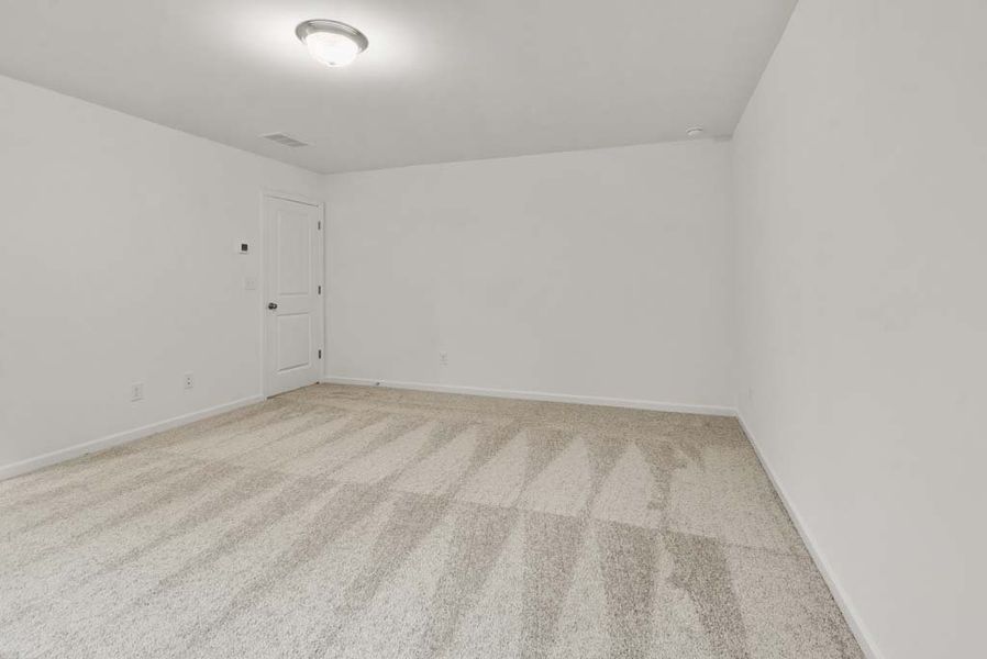 Representative unfurnished interior of a home built from the Baker by Ashton Woods in Langston Reserve, Cartersville (Image 32).