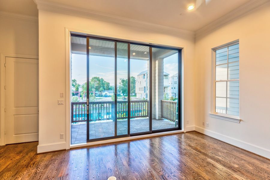 Spacious, unfurnished interior of a new home in The Brownstones at East Quarter, Dallas (Image 10). Spacious, unfurnished interior of a new home in The Brownstones at East Quarter, Dallas (Image 10).