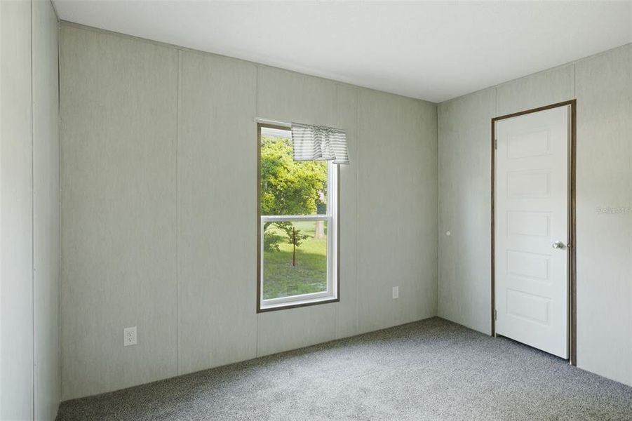 Spacious, unfurnished interior of a new home in , Spring Hill (Image 10).