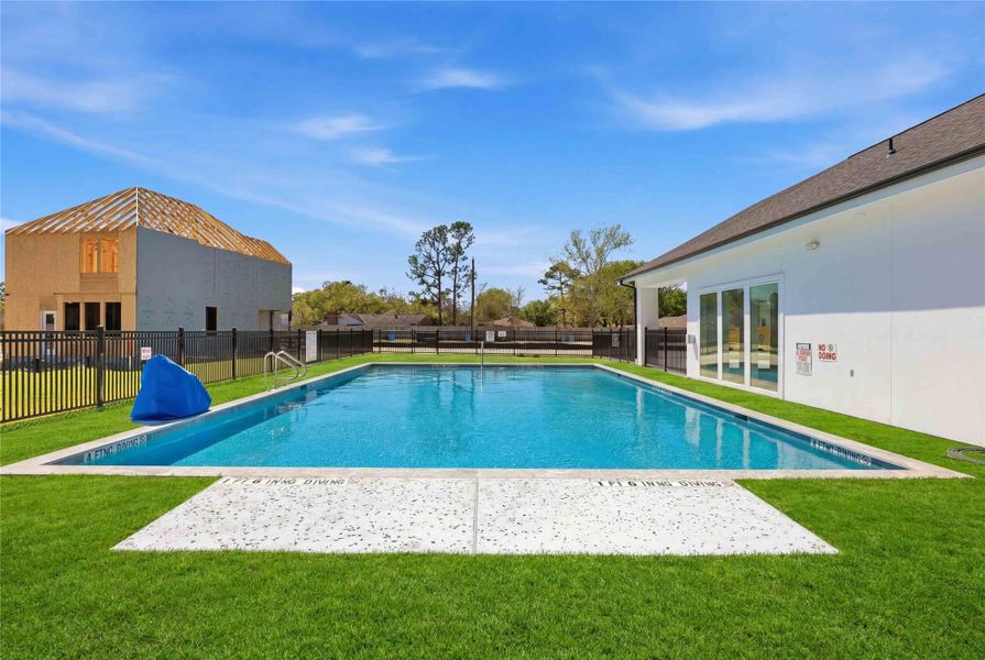 Community pool